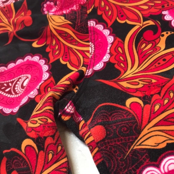 Floral Lularoe Everyday Leggings - Picture 6 of 8